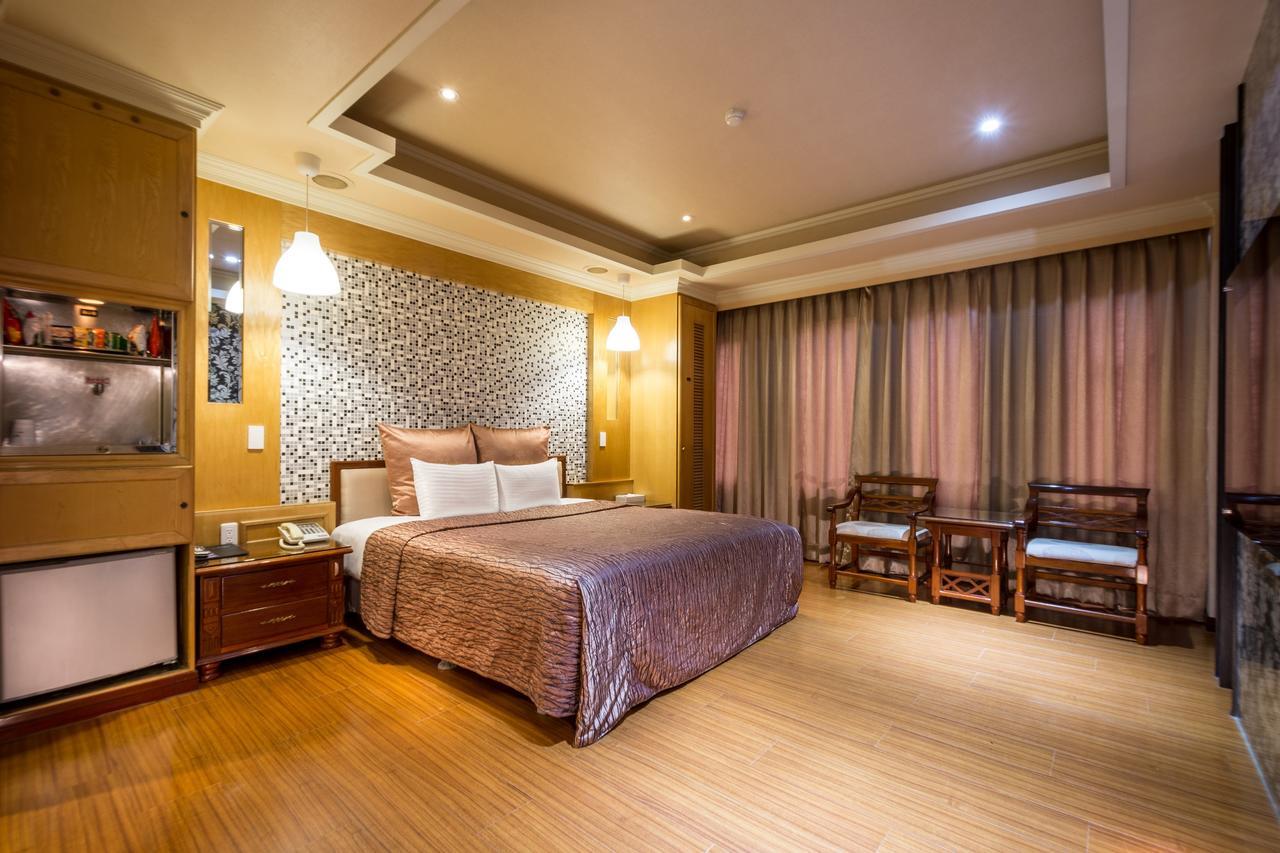 סאנסיה Ching Ching Motel מראה חיצוני תמונה